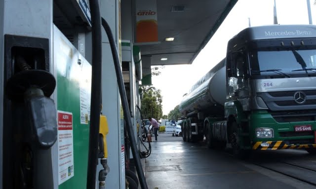 Veículos flex que usam etanol sentem aumento no preço