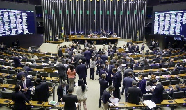 Câmara deve votar PEC Emergencial