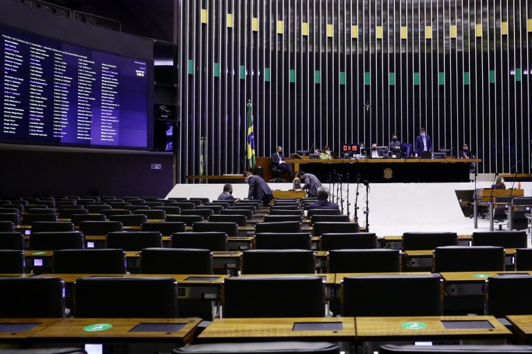 Deputados devem indicar presidentes para cinco comissões nesta sexta