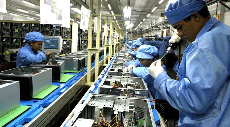 Postos de trabalham aumentam no PIM, mas salário cai