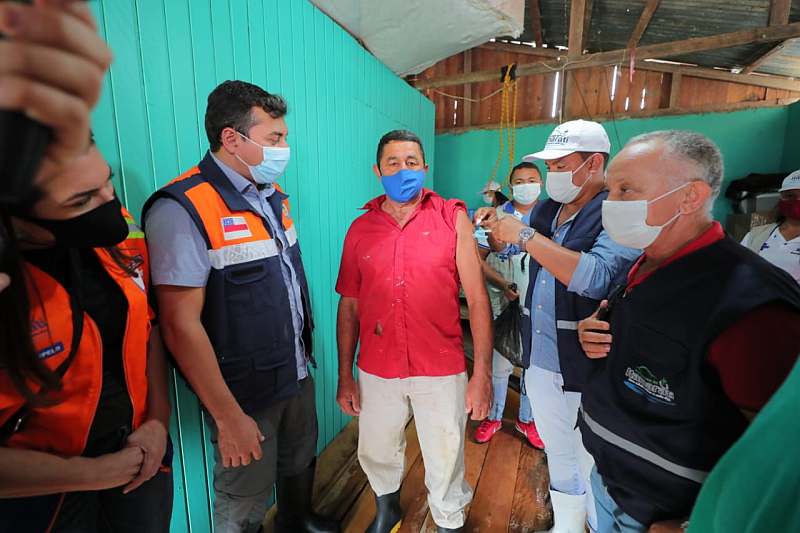Enchente no Juruá desabriga famílias