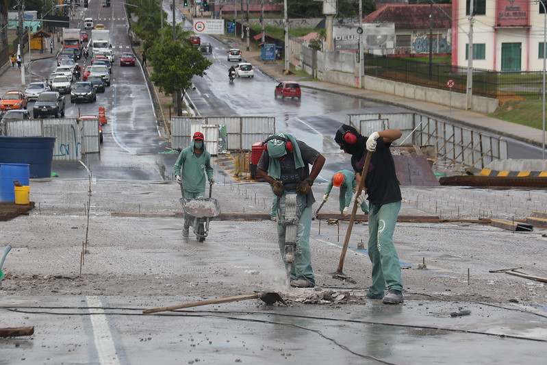 Viaduto do Manoa em obras