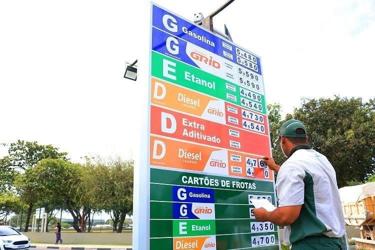 Preço da gasolina terá novo aumento