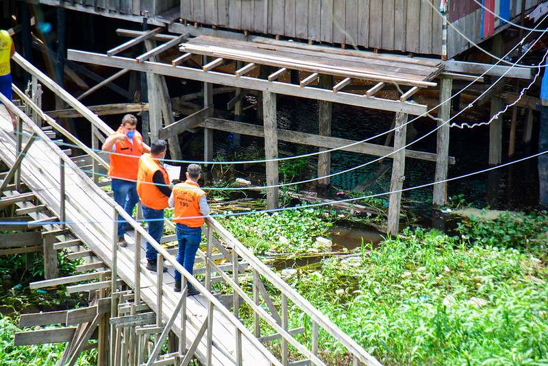 Enchente começa a ser monitorada em Manaus