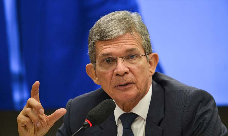 Novo presidente da Petrobras é Silva e Luna