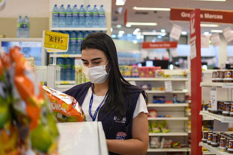 Produtos apreendidos estavam com prazos vencidos