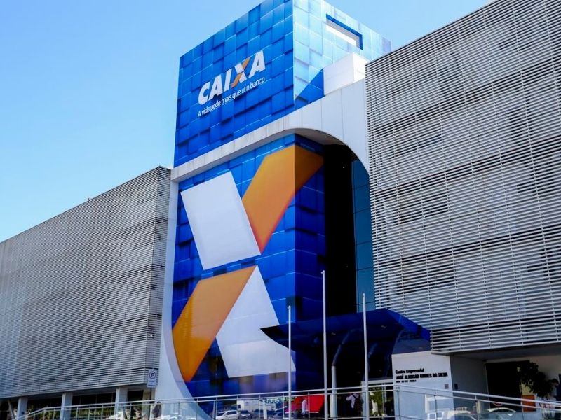 Funcionamento da caixa econômica no Carnaval