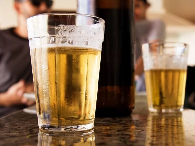 Com reforma, cerveja, cigarro e refrigerante vão ter cobrança de novo imposto.