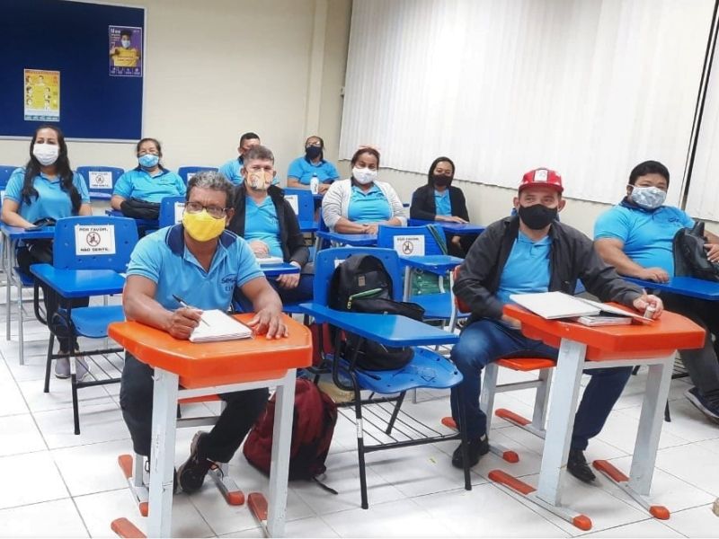Bolsas integrais EJA Manaus