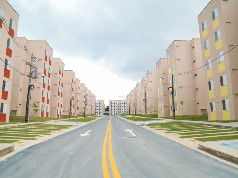 Casas no residencial Manauara serão entregues por David Almeida