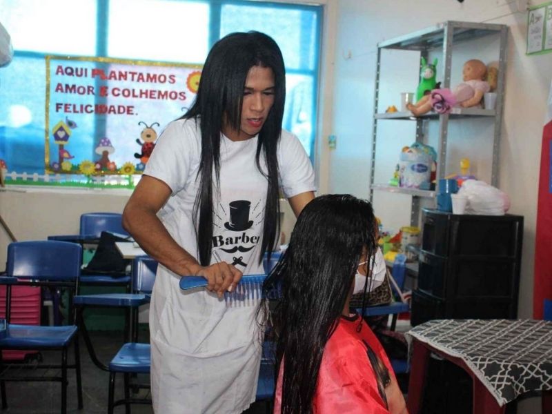 Serviços de beleza em abrigo