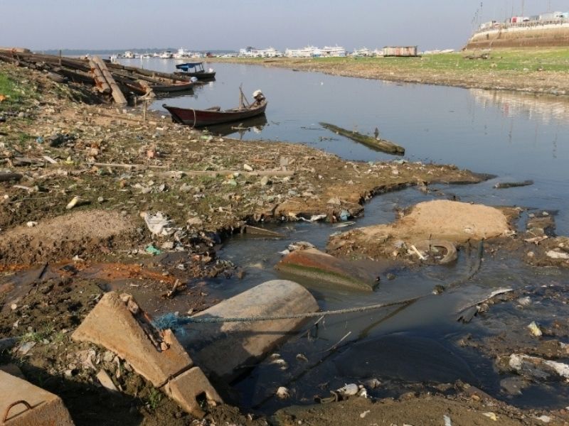 Apenas 22% das residências de Manaus têm acesso a serviço de esgoto (Foto: Valter Calheiros/Divulgação