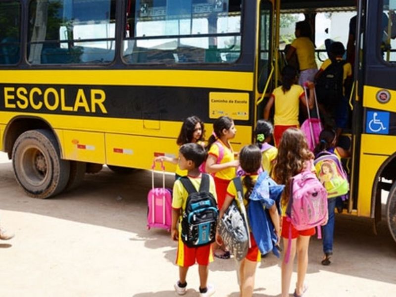 transporte escolar coari