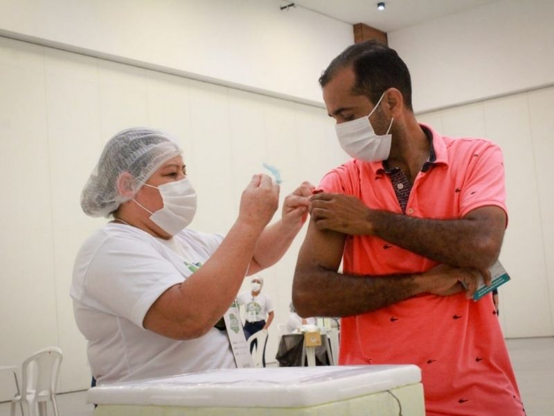 vacinação contra a covid-19