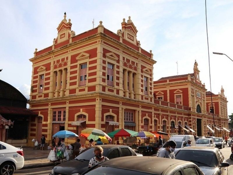Mercado Adolfo Lisboa feriado manaus