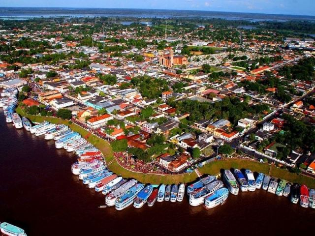 O Porto de Parintins tem 16 anos, foi construído com investimentos de R$ 26 milhões e segundo Bi Garcia esteve mais "fechado que aberto" (foto: Reprodução)