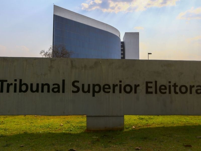 TSE julga União Brasil ministro