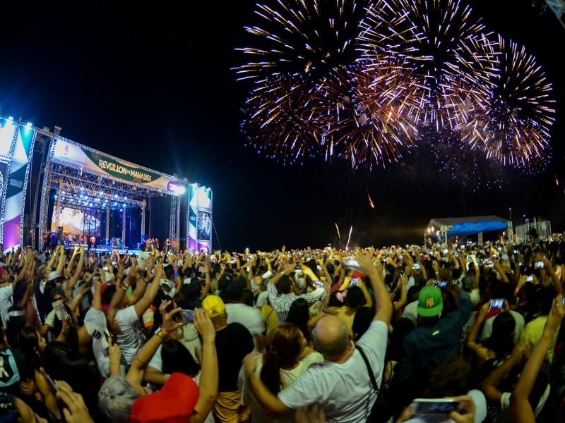 Festa de Réveillon na Ponta Negra (Foto: Manauscult / Divulgação)