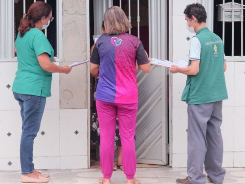 Agentes de saúde rastreiam casos suspeitos de hanseníase em Manaus