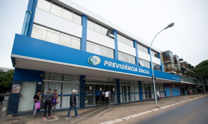 Em 52 dias de paralisação, mais de 320 mil exames foram remarcados no INSS (Foto: Reprodução)