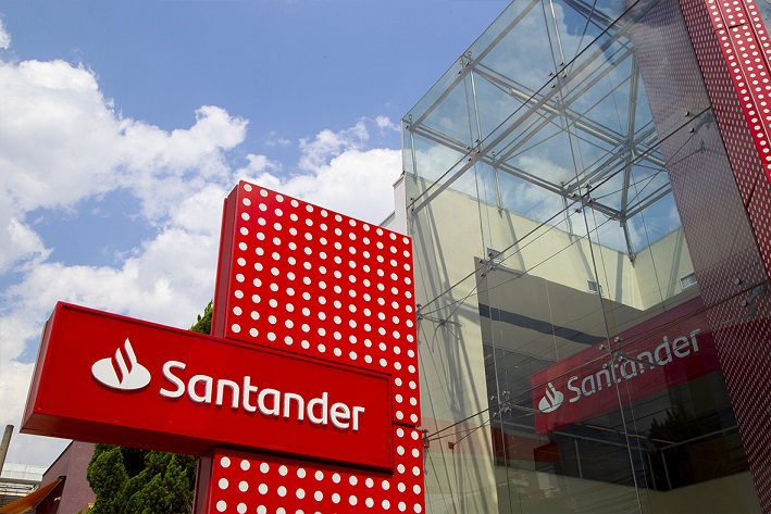 As operações no caixa do Santander permanecem das 10h às 16h (Foto: Divulgação/Santander)