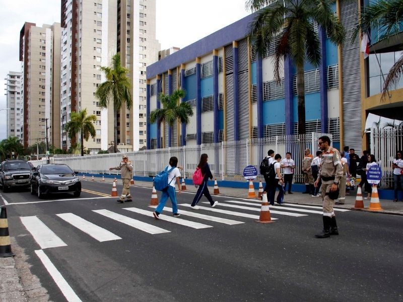 vacinação de crianças para volta às aulas em Manaus
