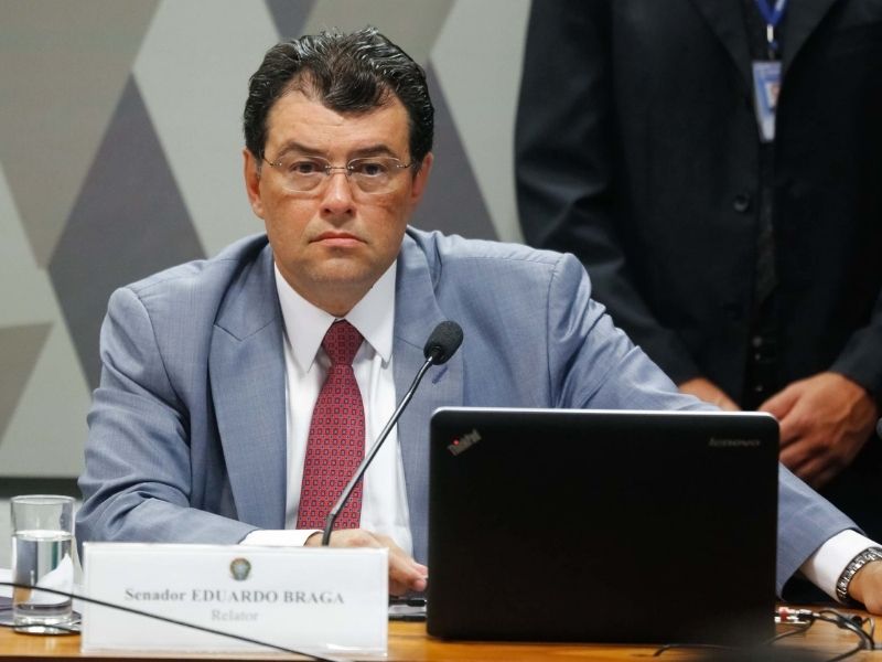 Eduardo Braga foi ministro de Minas e Energia da ex-presidente Dilma Rousseff (Foto: Reprodução)