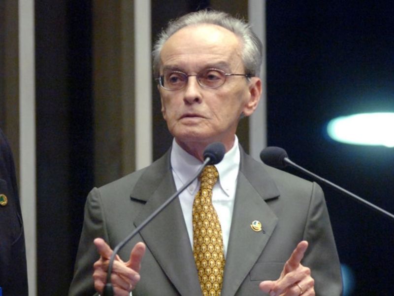 Senador Jefferson Peres