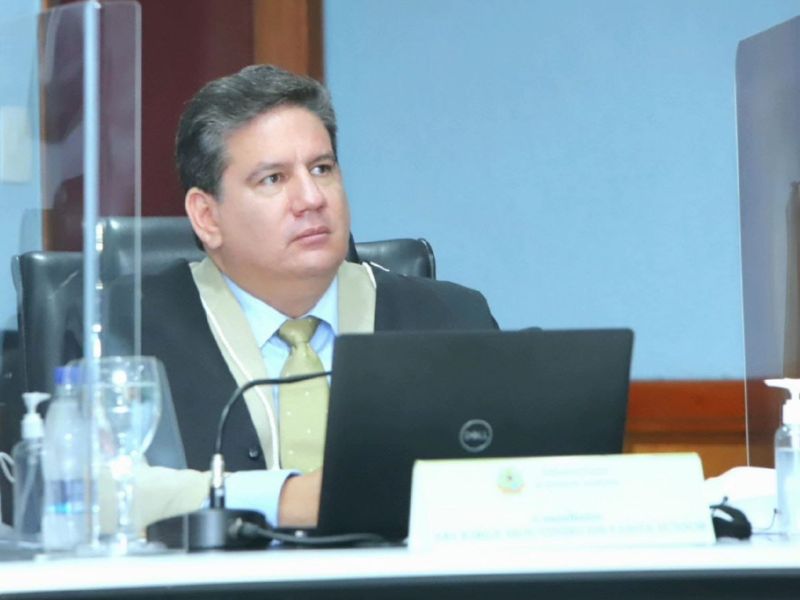 Conselheiro Ari Moutinho Júnior foi o relator das ações envolvendo as licitações no TCE(Foto DivulgaçãoTCE-AM)