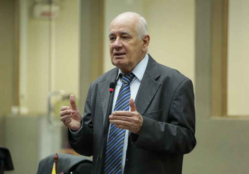 Serafim Corrêa repudiou o que chamou de intromissão indevida do Ministério da Defesa nas eleições (Foto: Divulgação/Aleam)