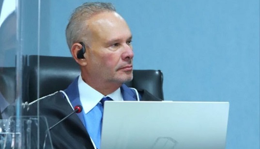 O relator das contas de Canutama, Mário de Mello entendeu que faltou o direito à competitividade no processo (Foto: Divulgação/TCE-AM)