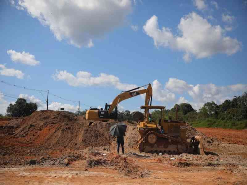A duplicação é importante pois facilitará o acesso entre o Anel Sul e o Aeroporto Internacional Eduardo Gomes às rodovias AM-010 e BR-174 (Foto: Tácio Melo/Secom)