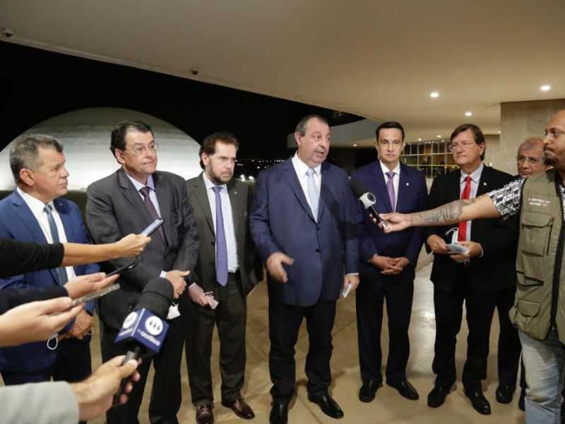 Líder da bancada no Senado Federal, Omar Aziz (centro) acredita na defesa da ação do Solidariedade em favor da ZFM (Foto: Divulgação/PSD)