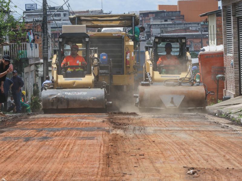 Asfalta Manaus - foto Márcio Melo