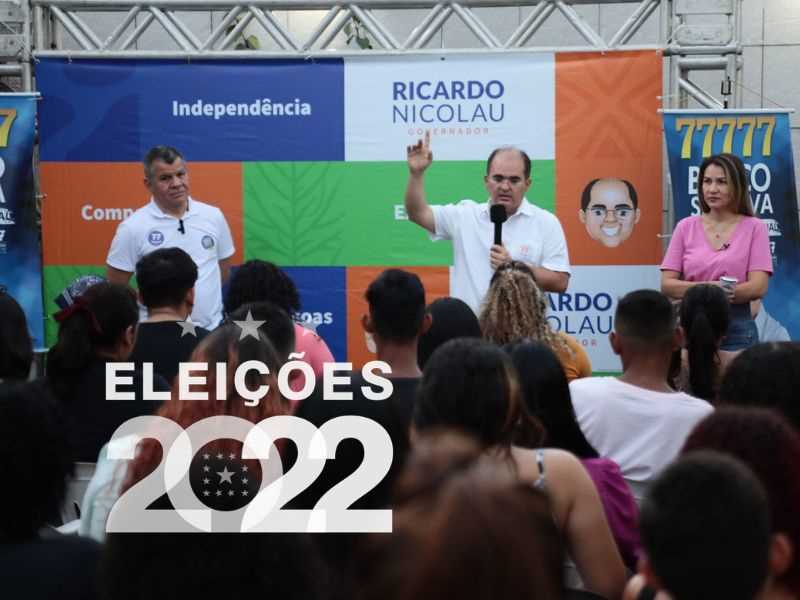 Ricardo Nicolau esteve reunido com líderes de movimentos da juventude no bairro de Flores, neste fim de semana (Foto: Marcelo Cadilhe/Divulgação)