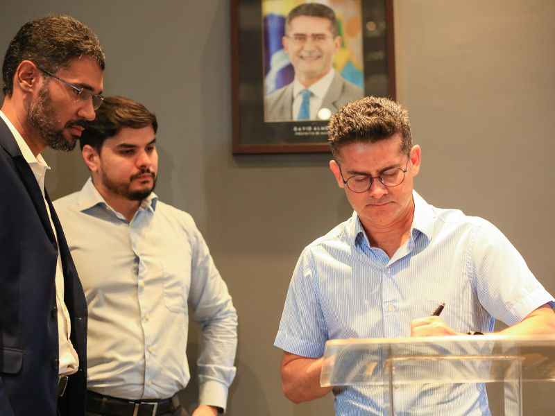 Evento de assinatura de David Almeida com a ABDI ocorreu no Casarão de Ideias (Foto: Antônio Pereira/Semcom)