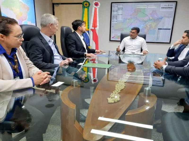 O secretário da Sepec também esteve com o governador Wilson Lima para tratar de IPI e outros temas (Foto: Isaac Júnior/Suframa)