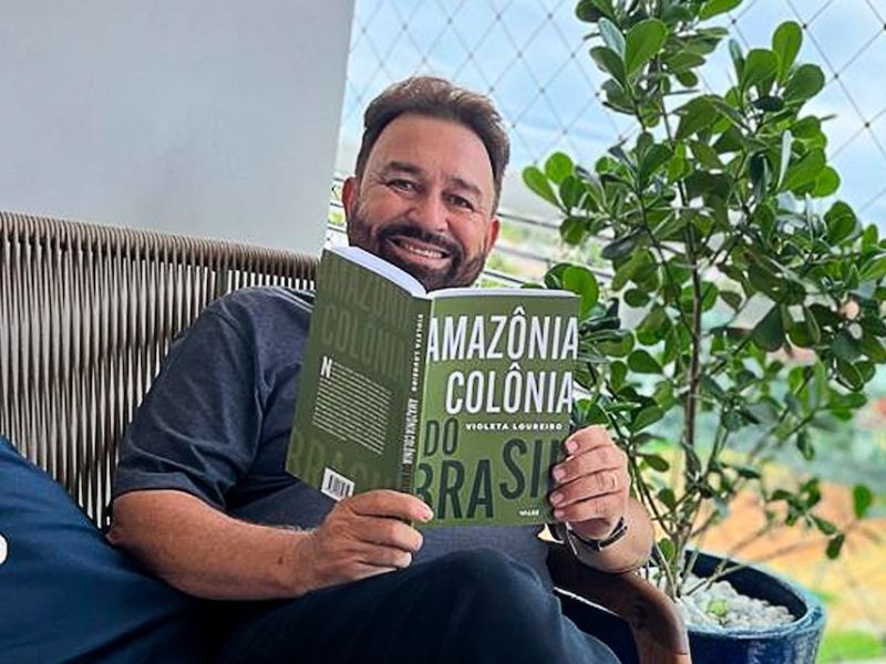 Isaac Maciel dono da editora valer