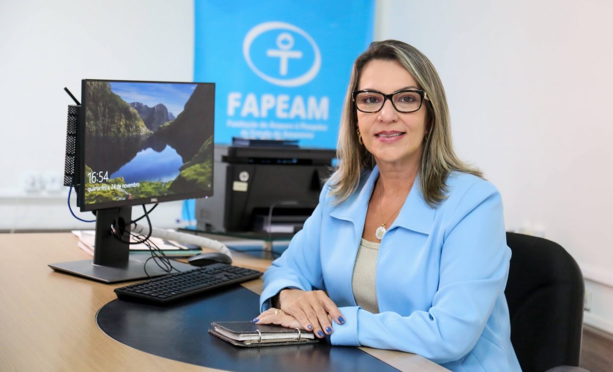 DIRETORA-PRESIDENTE-MaRCIA-PERALES-FAPEAM-2021-36