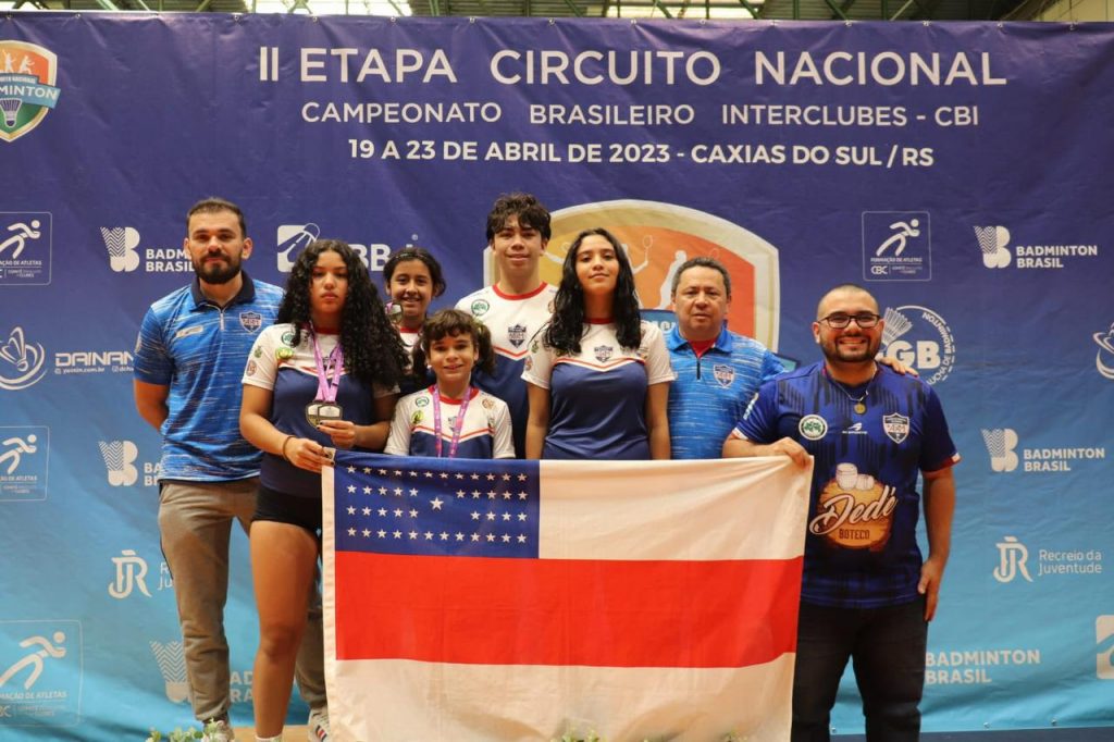 O atributo alt desta imagem está vazio. O nome do arquivo é Comitiva-Badminton_seduc-1024x682-1.jpeg