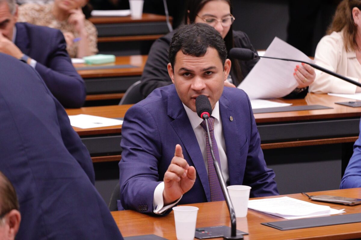 Deputado federal Saullo Vianna