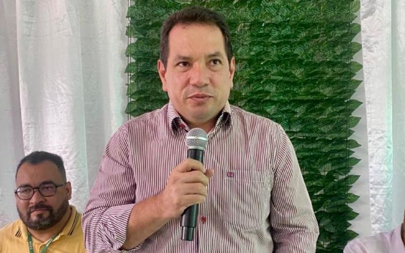 O prefeito de Atalaia do Norte, Denis Paiva