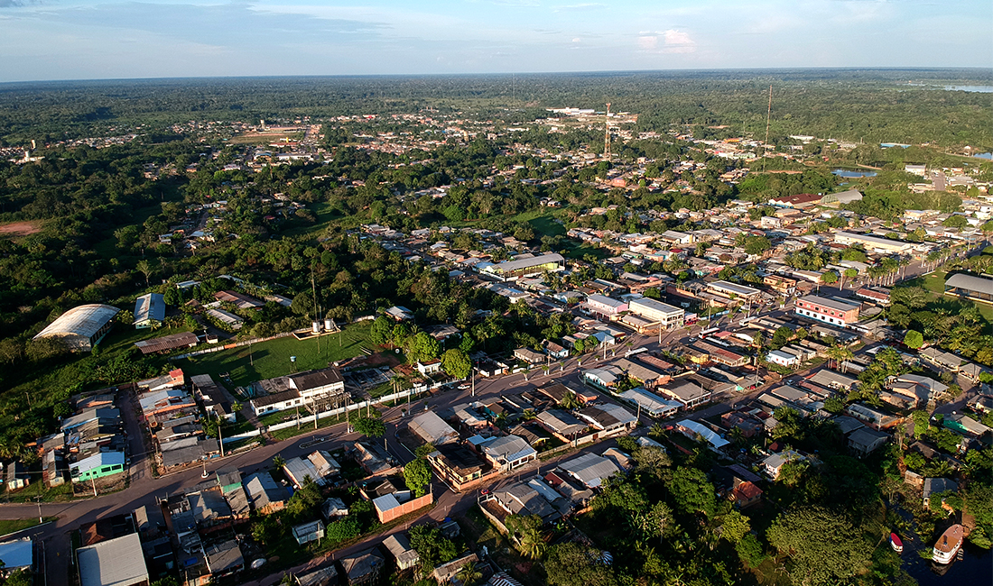 Vista aérea do Careiro Castanho, na Região Metropolitana de Manaus