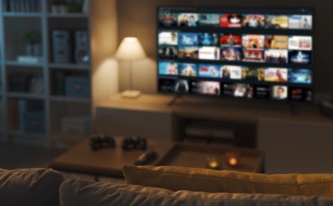 streaming_vod_video_audiovisual_tv_foto_freepik