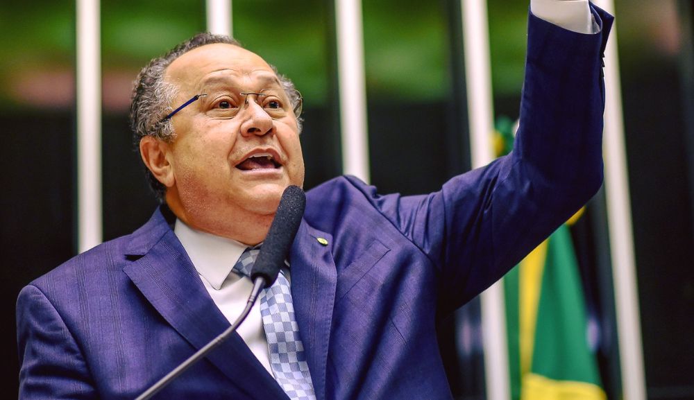 Silas Câmara corre o risco de perder mandato em Brasília