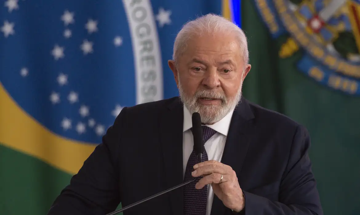 Os índices de aprovação e desaprovação de Lula encontram-se em um empate técnico - Foto: Marcelo Camargo/Agência Brasil