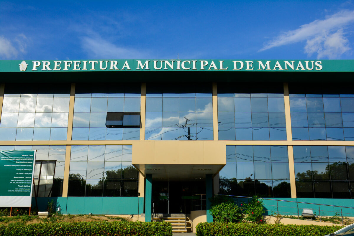 Faixada da prefeitura de Manaus - Fotos: Valdo Leão / Semcom