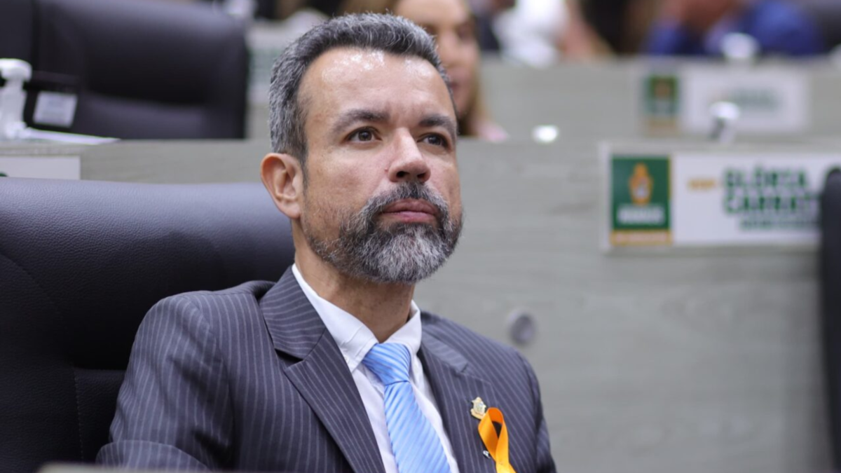 Vereador Peixoto no plenário da CMM- (Foto: Divulgação/Diego Caja)