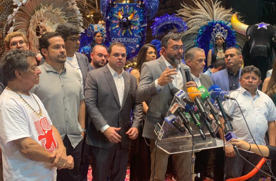 Governador Wilson Lima ao lado de Roberto Cidade e Alberto Neto, no lançamento do Festival de Parintins