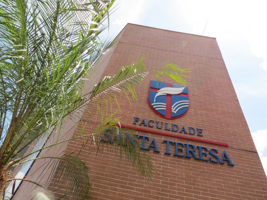 Prédio Faculdade Santa Teresa